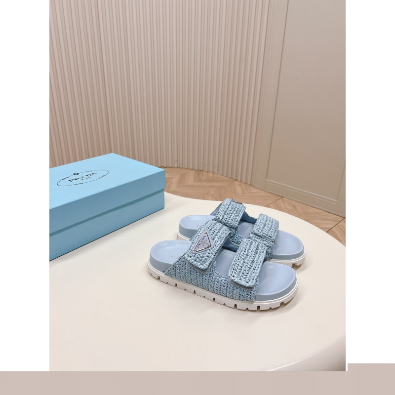 Pra*a slippers